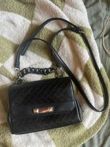 Guess Purse Photo 0