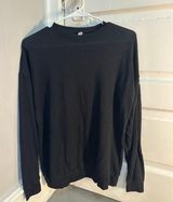 Alo Yoga Long Sleeve Photo 0