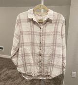 Jachs Girlfriend Greige Grey and White Flannel Super Soft Shacket Photo 0
