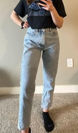 ZARA Mom Jeans Photo 0