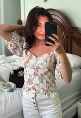 Abercrombie & Fitch Too Photo 0