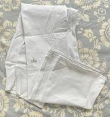 Alo Yoga Airbrush High-Waist 7/8 Bootcut Legging Photo 0