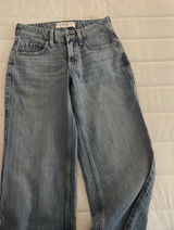Hollister Jeans Low-Rise Photo 0