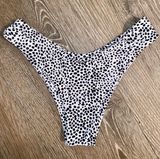 Zaful High Leg Bikini Bottoms Photo 0