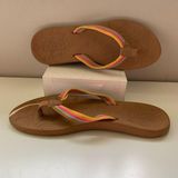 Colbee Hi size 8 brown flip flops Photo 0