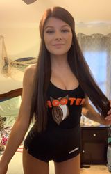 Hooters Black uniform  Photo 0