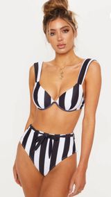 Pretty Little Thing Black And White Striped Bikini Photo 0
