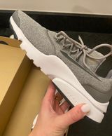 Nike Women’s Air Max Sequent 2 Photo 0