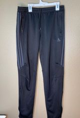 Adidas Jogger Photo 0