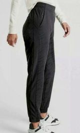 Athleta Brooklyn textured jogger Photo 0