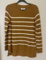 Old Navy Sweater Photo 0
