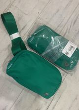 Lululemon EBB - Emerald Ice - New Release ! Photo 0