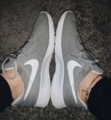Nike Shoes Photo 0