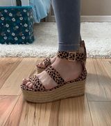 Qupid Platform Sandals Photo 0