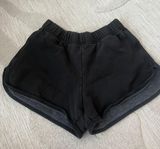Brand Melville Shorts Photo 0