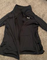 Under Armour Jacket Photo 0
