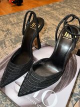 Black heel Size 7.5 Photo 0