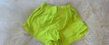 Lululemon Hotty Hot Short 2.5β Photo 0