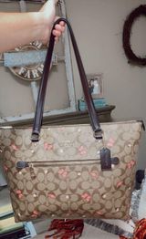 Coach Butterfly Handbag Photo 0