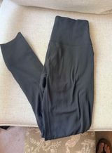 CRZ Yoga Butterluxe Leggings Photo 0