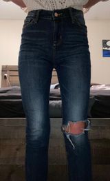 Old Navy High-wasted Ripped Jeans Photo 0