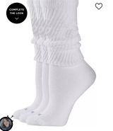 Hue White Slouch Socks Photo 0