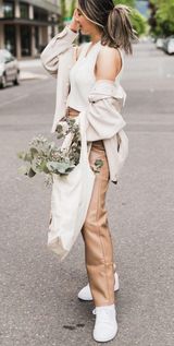 Aritzia Melina Pants Photo 0
