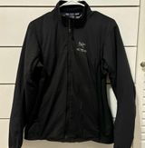 Arc'Teryx 90's Womens Black Atom Jacket Photo 0