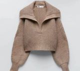 Collared Cropped Sweater Photo 0