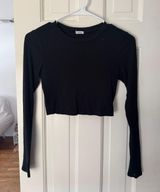 Black Long Sleeve Crop Top Photo 0