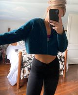 cropped hoodie Photo 0