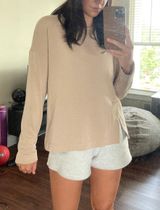 Beyond Yoga Pullover Photo 0