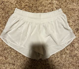 Lululemon Hotty Hot Shorts 2.5" Photo 0