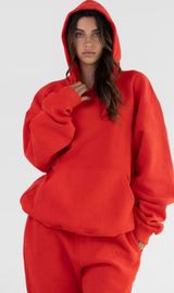 Comfrt “Minimalist Hoodie” in Crimson Red Size L Photo 0