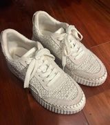 Target  Sneakers  Photo 0