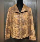. Faux Suede Animal Pattern jacket. - size Medium Photo 0