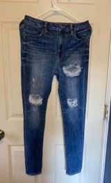 American Eagle Ripped Jeans Photo 0