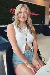 The Impeccable Pig Top Photo 0