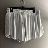 White Shorts Size XL Photo 0