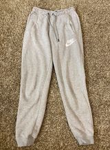 Nike Sweatpants Photo 0