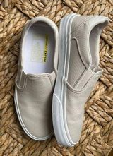 Vans Tan Deluxe Comfort Photo 0