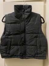Medium Black Zip and Button Up Puffy Sleeveless Collared Jacket Vest Photo 0