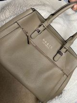 Guess Purse Photo 0