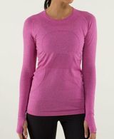 Lululemon Run: Swiftly Tech Long Sleeve size 8 
Heathered Raspberry Photo 0