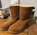 UGG Bailey Bow  Boots Photo 0