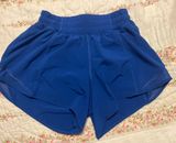 Lululemon Hot Shorts 4" Photo 0