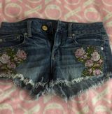 Outfitters Low Rise Shorts Photo 0