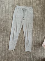 Aritzia Tna Joggers Photo 0