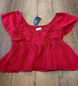 Hollister Top Photo 0