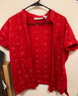 Embroidered Red Button Photo 0